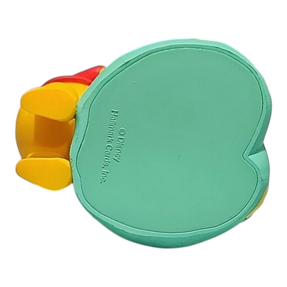 2005 Baby's First Christmas Hallmark Ornament (Winnie the Pooh) QXG4615