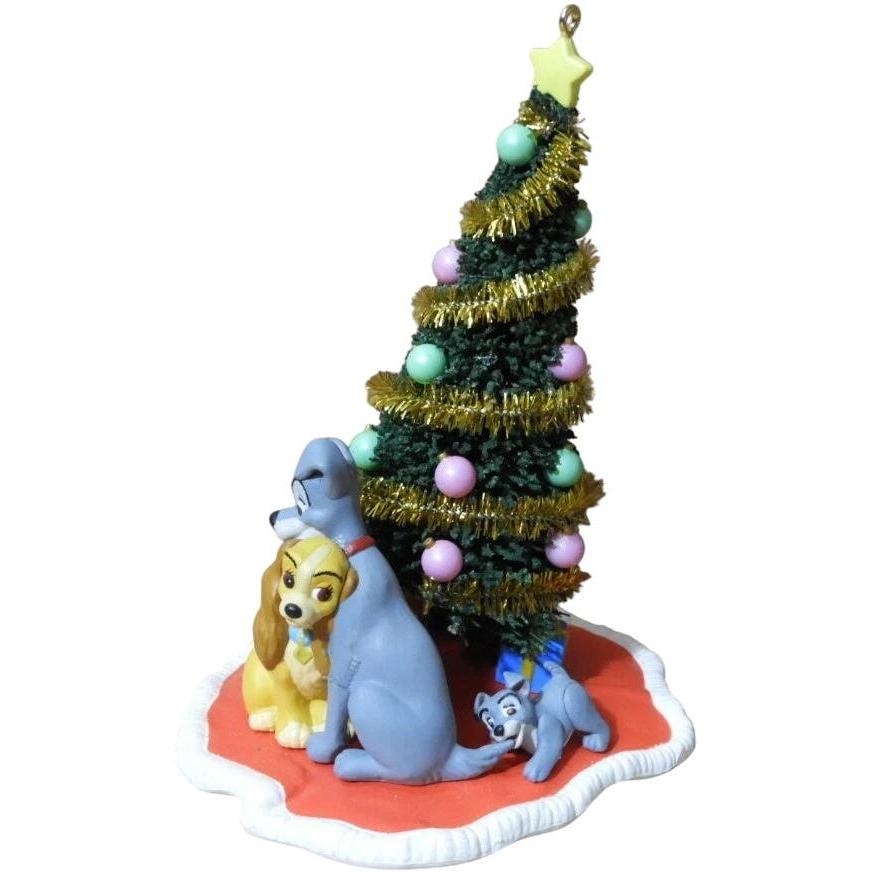 2005 Christmas With The Family (Lady and the Tramp)