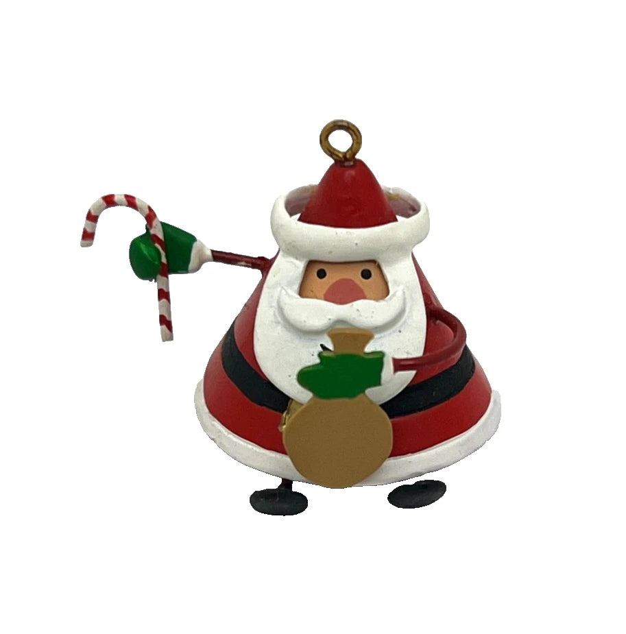 2005 Dancing Santa Hallmark Ornament (Santa Claus) QXM8132