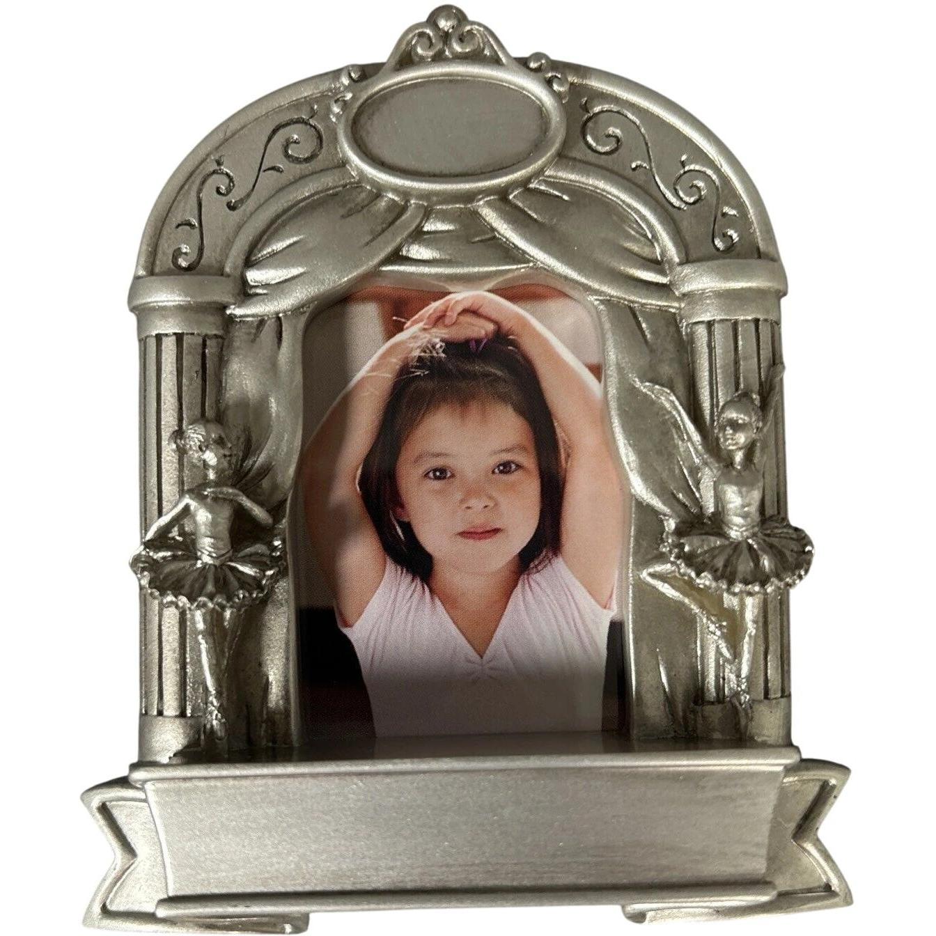 2005 Every Kid's a Star! Hallmark Ornament (Ballet) — Photo Holder QXG4782
