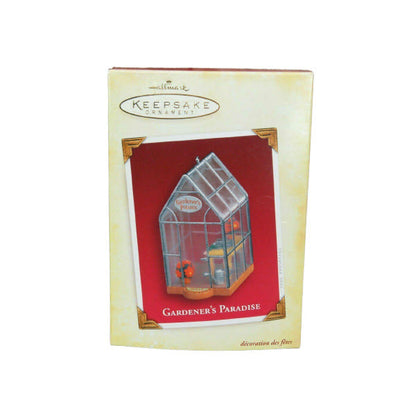 2005 Gardener's Paradise Hallmark Ornament (Garden) QXG4285