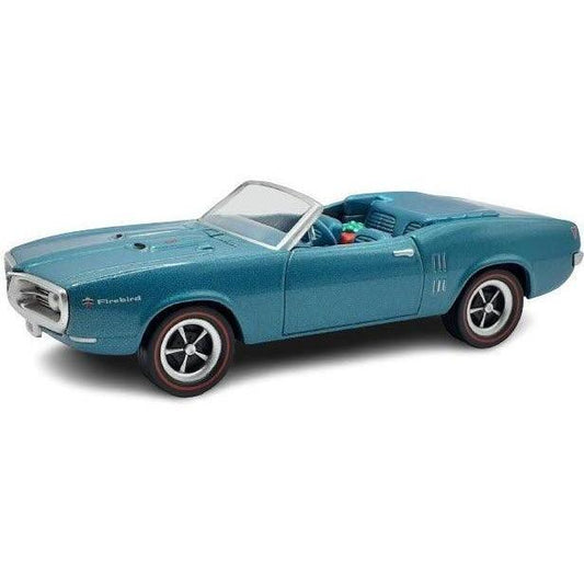 2005 Hallmark Ornament (1968) Pontiac Firebird Hallmark Ornament (Classic American Cars) QX2025