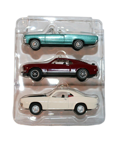 2005 Hallmark Ornament (Muscle Cars Set) Muscle Cars Hallmark Ornament (Classic American Cars) QXC5009