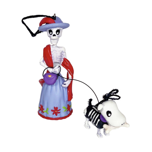 2005 Hauntington Collection Ms. Bonnie and Bones Hallmark Ornament (Halloween) QFO6342