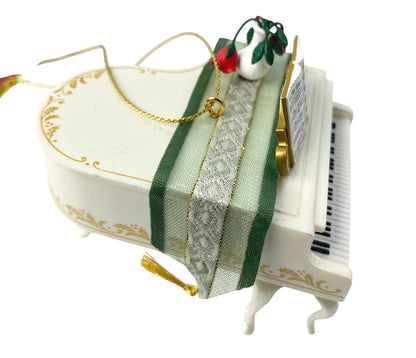 2005 Holiday Serenade Hallmark Ornament (Piano) QXG4422