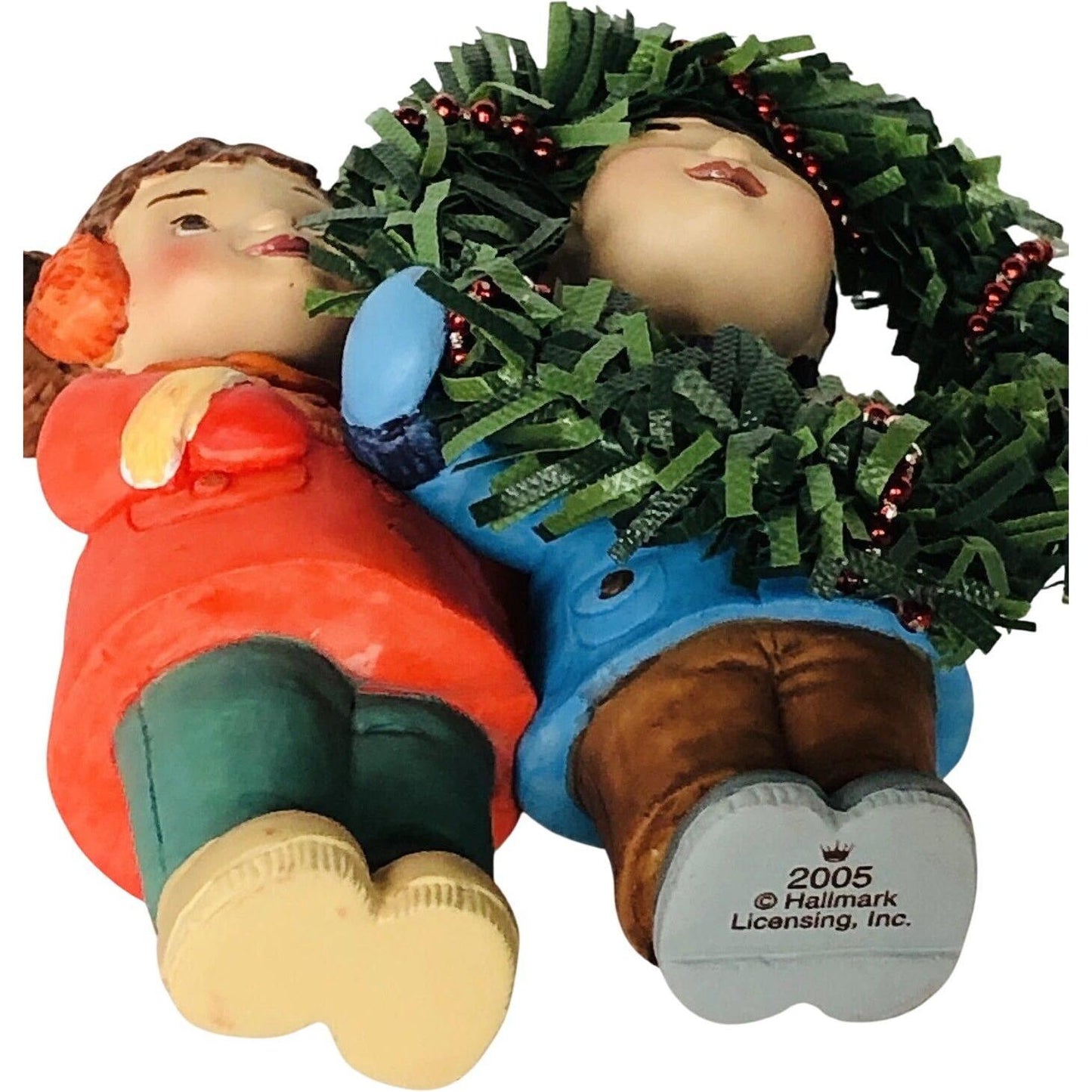 2005 Little Helpers (Hanging the Wreath) (Wreath)