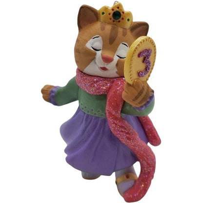 2004 My Third Christmas Hallmark Ornament (Child's Age Collection) QXG5691