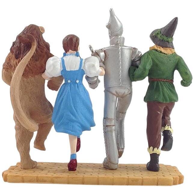 2005 Off To See The Wizard! Hallmark Ornament (The Wizard of Oz) QXI8925