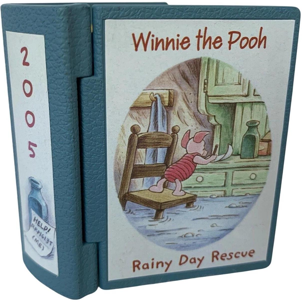 2005 Rainy Day Rescue Hallmark Ornament (Winnie The Pooh) QXD4102