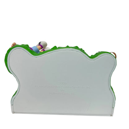 2005 Touchdown Snoopy Hallmark Ornament (Peanuts) QXI6285