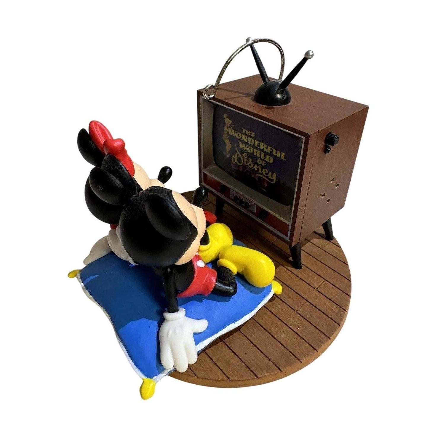 2005 Best Night of The Week Hallmark Ornament (Mickey Mouse & Friends) QXD4085 Image1
