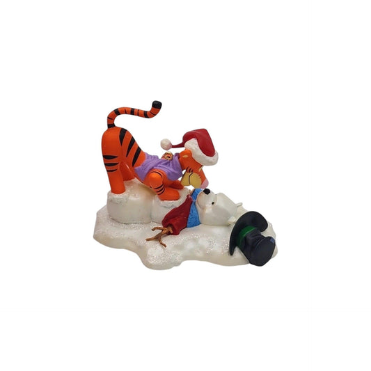 2005 Bounce Practice Hallmark Ornament (Winnie the Pooh) QXD4092 Image1