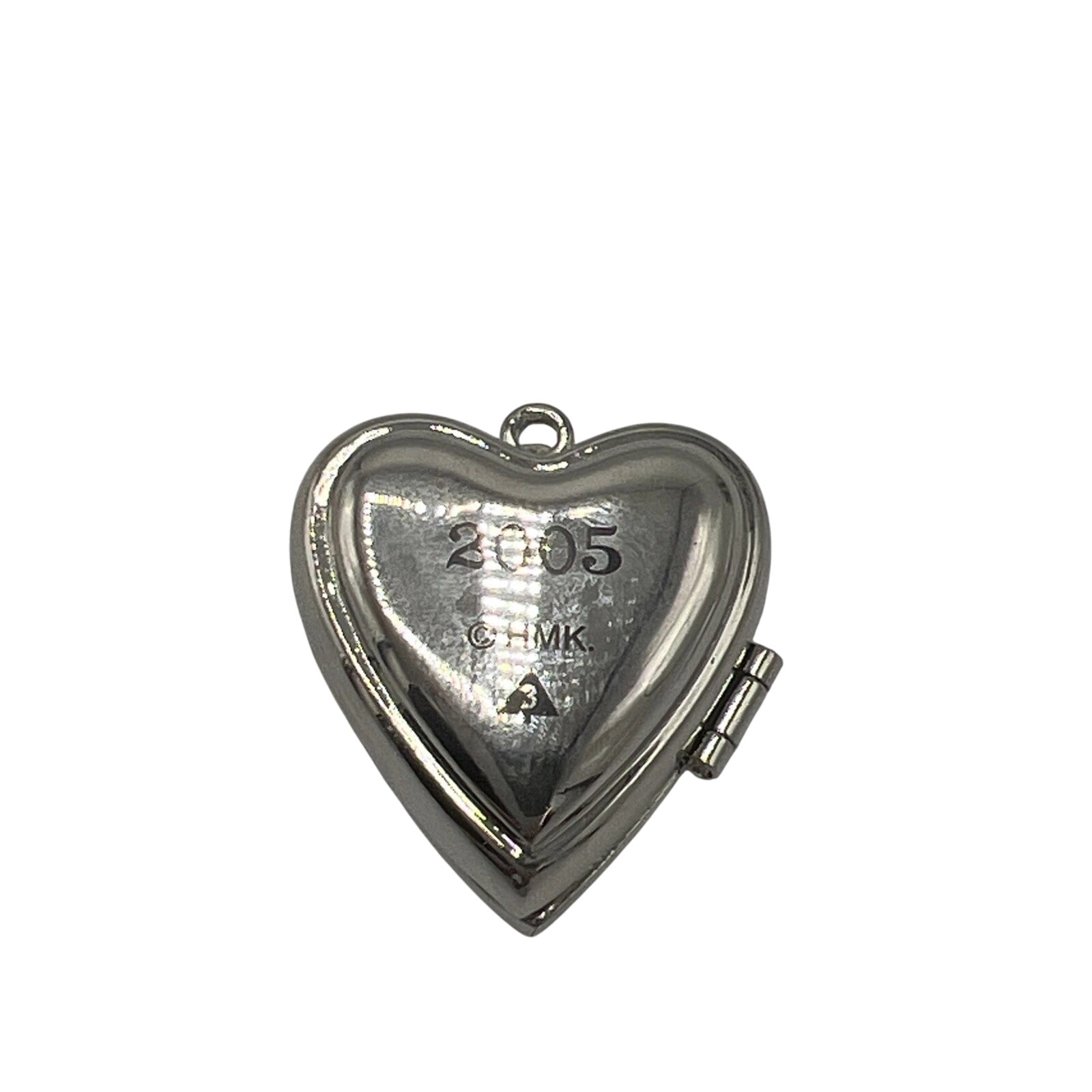2005 Charming Hearts Hallmark Ornament (Charming Hearts) QXM8962