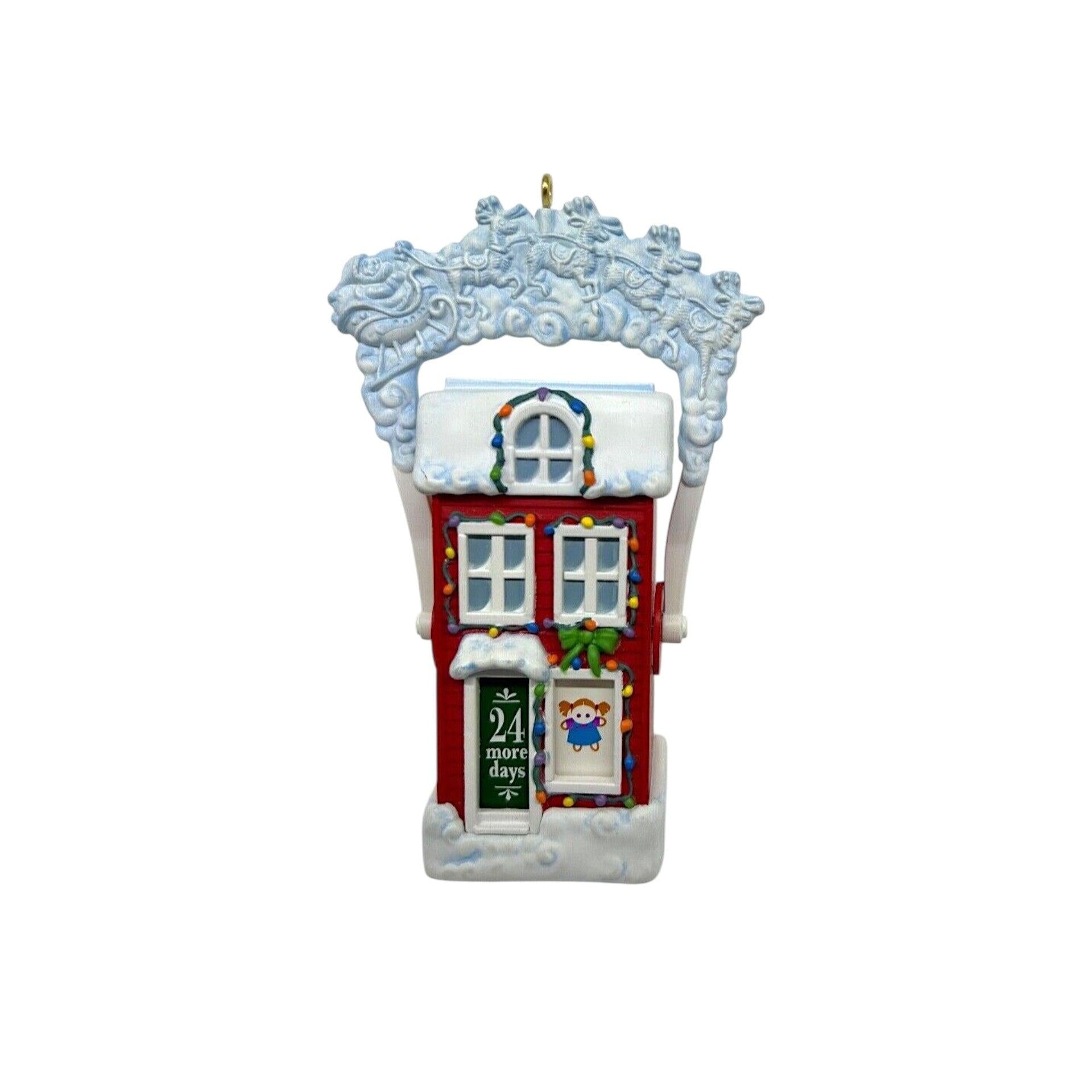 2005 Christmas Countdown Hallmark Ornament (Buildings & Houses) QXG4455 Image3