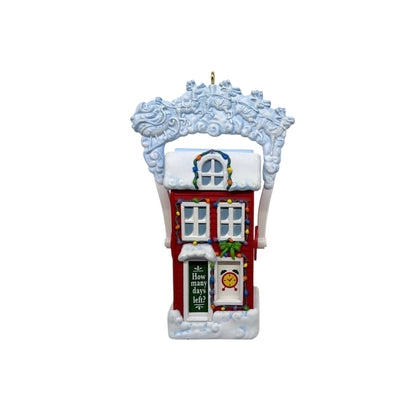 2005 Christmas Countdown Hallmark Ornament (Buildings & Houses) QXG4455 Image4
