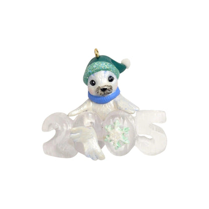 2005 Cool Decade #6 - Seal Hallmark Ornament (Cool Decade) QX2195 Image1