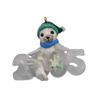 2005 Cool Decade #6 - Seal Hallmark Ornament (Cool Decade) QX2195 Image3