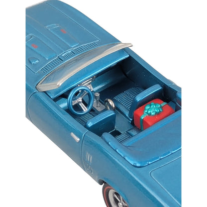 2005 Hallmark Ornament (1968) Pontiac Firebird Hallmark Ornament (Classic American Cars) QX2025 Image8