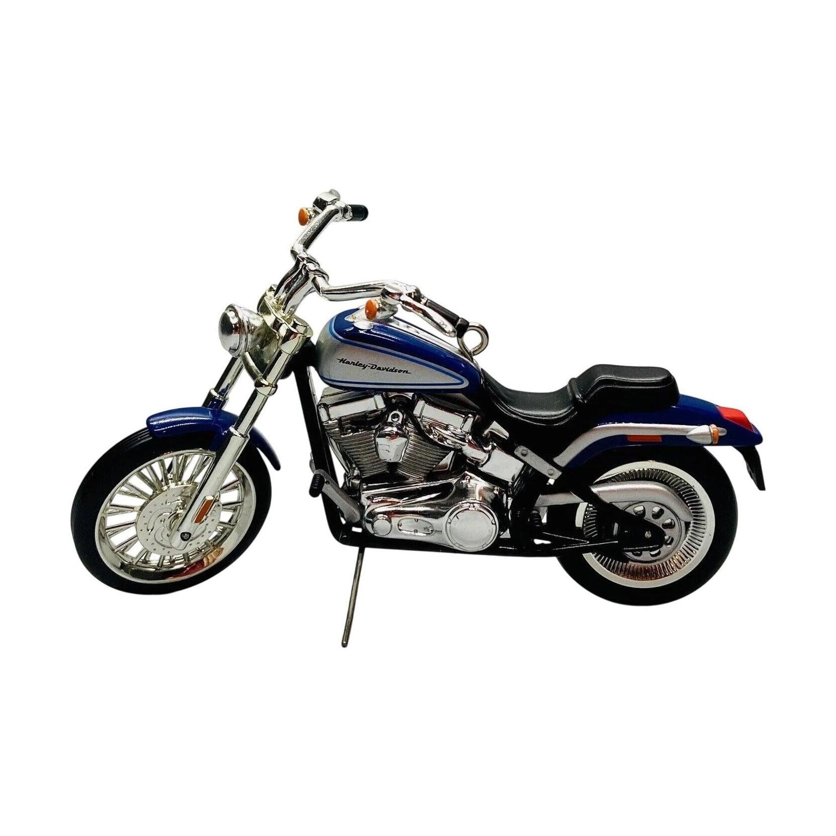 2005 Hallmark Ornament (2000) Softail Deuce Hallmark Ornament (Harley-Davidson) QX2349 Image1