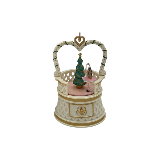 2005 Jewelry Box Carol (Treasures and Dreams)