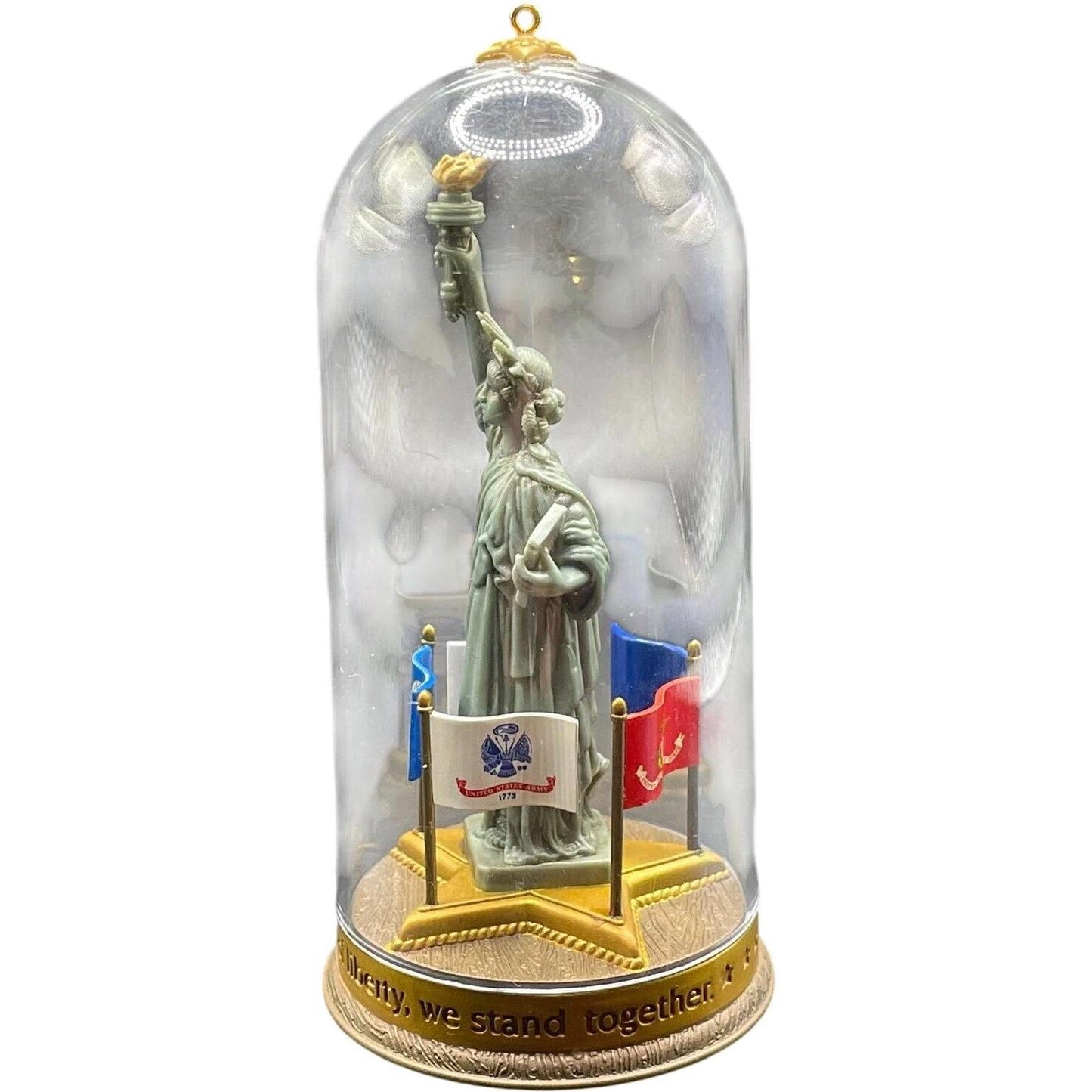 2005 Light of Liberty Hallmark Ornament (New York) QXG4332