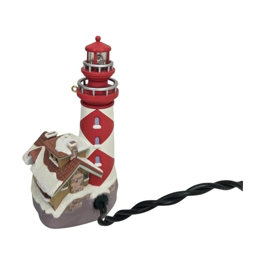 2005 Lighthouse Greetings Hallmark Ornament (Lighthouse Greetings) QX2272 Image5