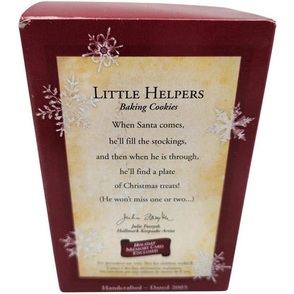 2005 Little Helpers Hallmark Ornament (Family) QXG4445