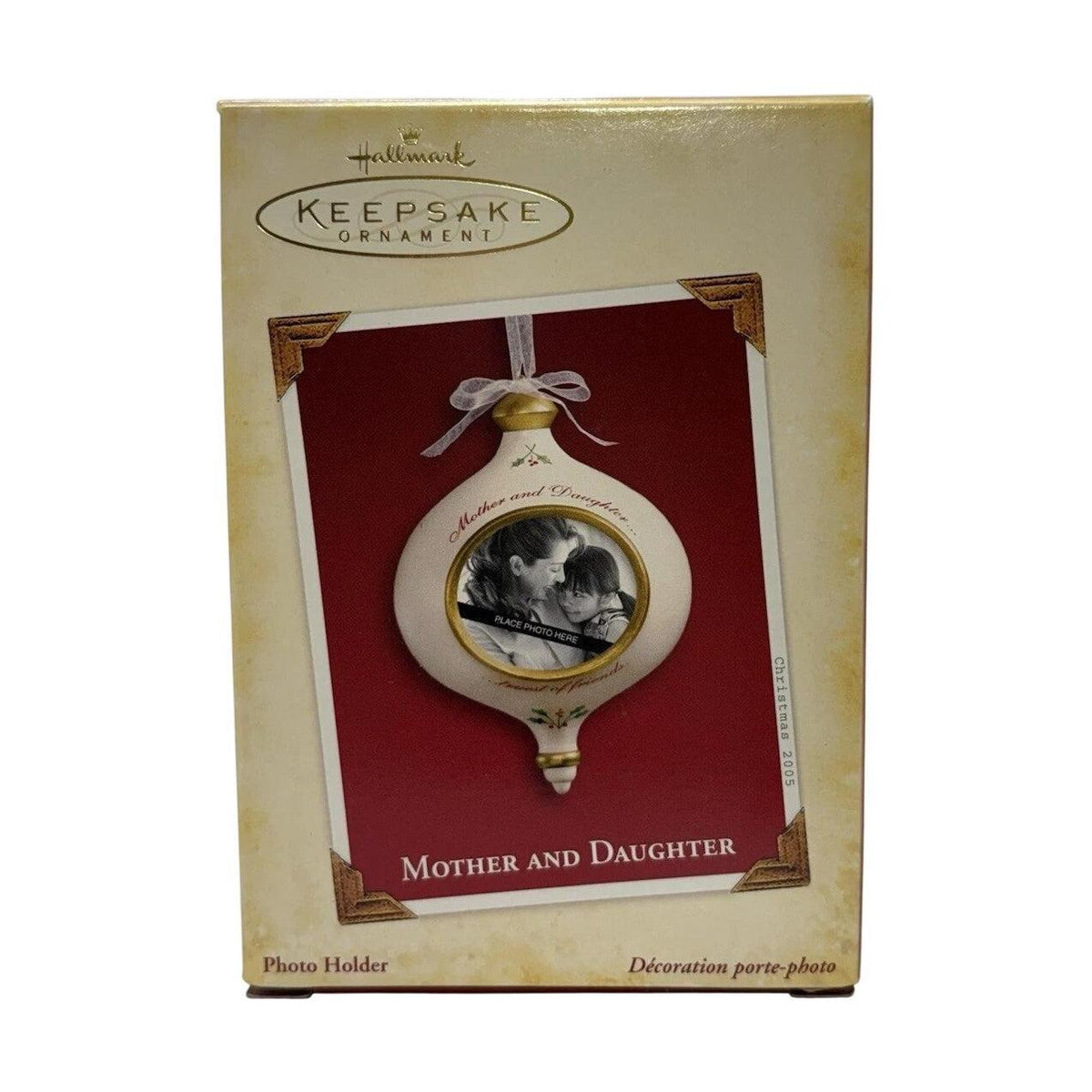 2005 Mother and Daughter Hallmark Ornament (Photo Holder) QXG4745 Image2