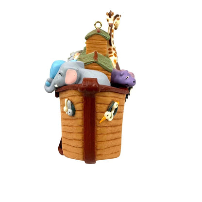 2005 Noah's Ark Hallmark Ornament (Noah's Ark) QXG4355 Image6
