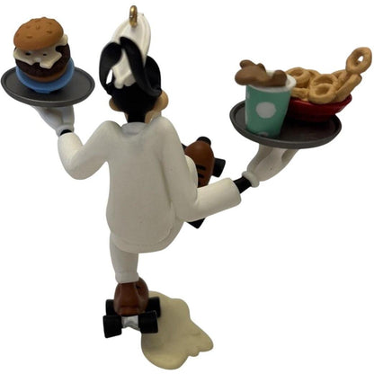 2005 Order Up! Hallmark Ornament (Goofy and Pluto) QRP4082