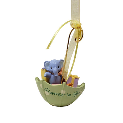 2005 Parents-To-Be Hallmark Ornament (Parents-To-Be) QXG4605 Image1