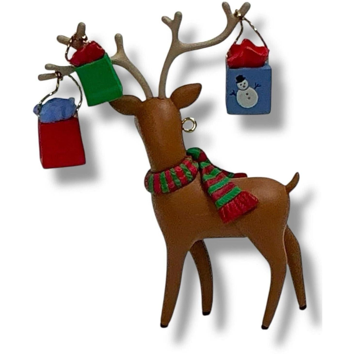 2005 Santa's Little Shopper Hallmark Ornament (Shopping / Reindeer) QXG4302