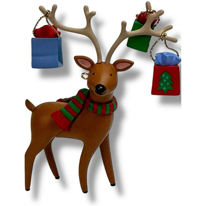 2005 Santa's Little Shopper Hallmark Ornament (Shopping / Reindeer) QXG4302