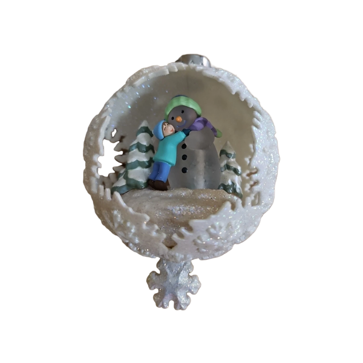 2005 Snow Day Magic Hallmark Ornament (Snowmen) QXC5001 Image1