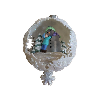 2005 Snow Day Magic Hallmark Ornament (Snowmen) QXC5001 Image1
