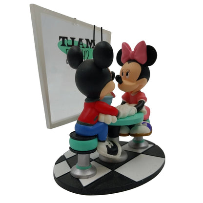 2005 Soda Shop Sweethearts Hallmark Ornament (Mickey and Minnie) QRP4072 Image5