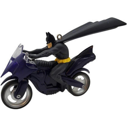 2005 The Batcycle Hallmark Ornament (Batman) QXI8902