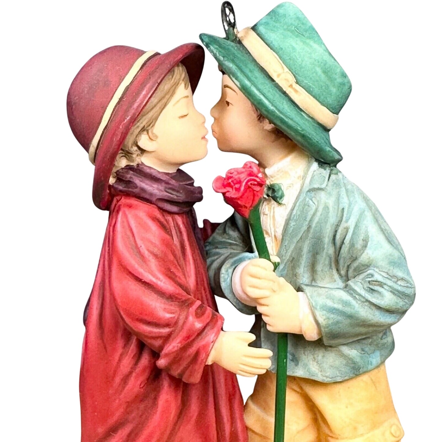 2005 The Kiss Hallmark Ornament (Kim Anderson) QXG4412