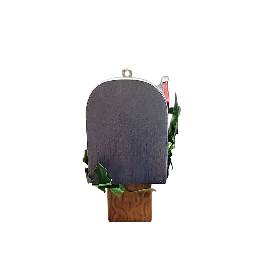 2005 To My Gouda Friend Hallmark Ornament (Mailbox) QXG4662 Image7