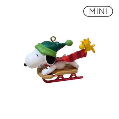 2005 Winter Fun with Snoopy (Peanuts)