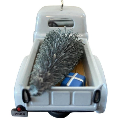 2006 1948 Ford F-1 Hallmark Ornament (All-American Trucks) QX2376