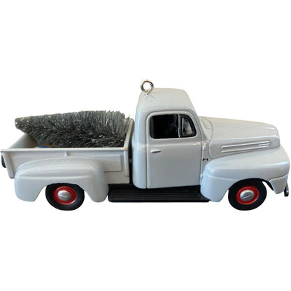 2006 1948 Ford F-1 Hallmark Ornament (All-American Trucks) QX2376
