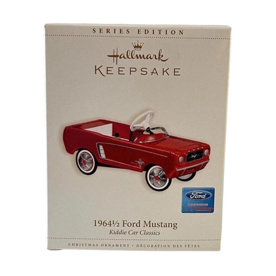 2006 1964 1/2 Ford Mustang Hallmark Ornament (Kiddie Car Classics) QX2343 Image2