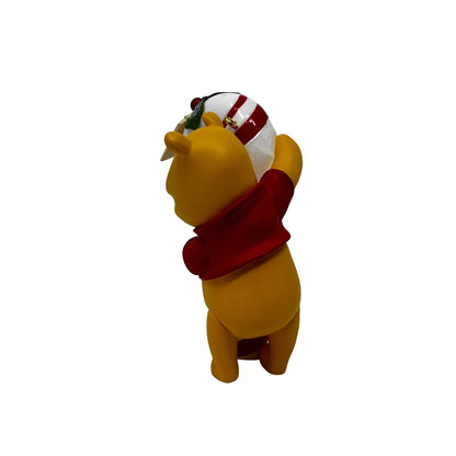 2006 Baby's First Christmas Hallmark Ornament (Winnie the Pooh) QXG2433