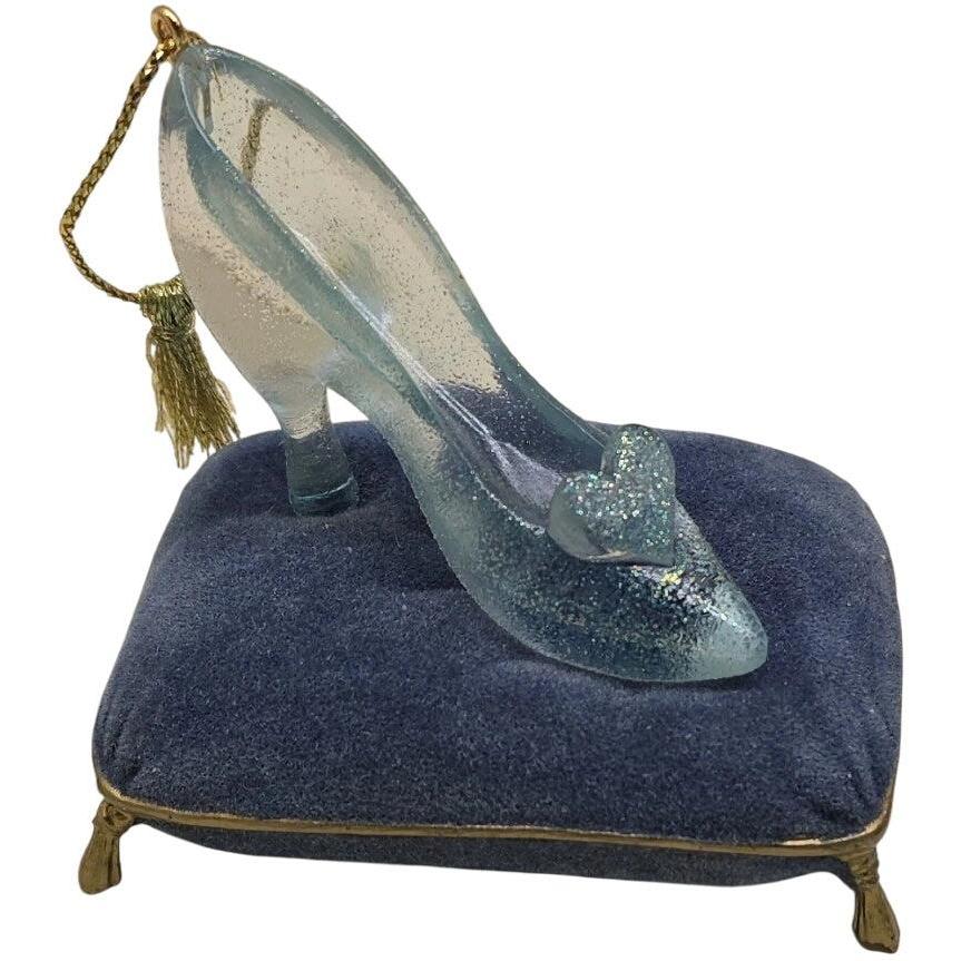 2006 Cinderella's Slipper Hallmark Ornament (Disney) QMP4017