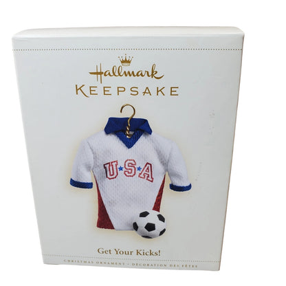 2006 Get Your Kicks! Hallmark Ornament (Sports & Activities) QXG6386