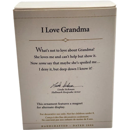 2006 I Love Grandma Hallmark Ornament (Photo Holder) QXG3193