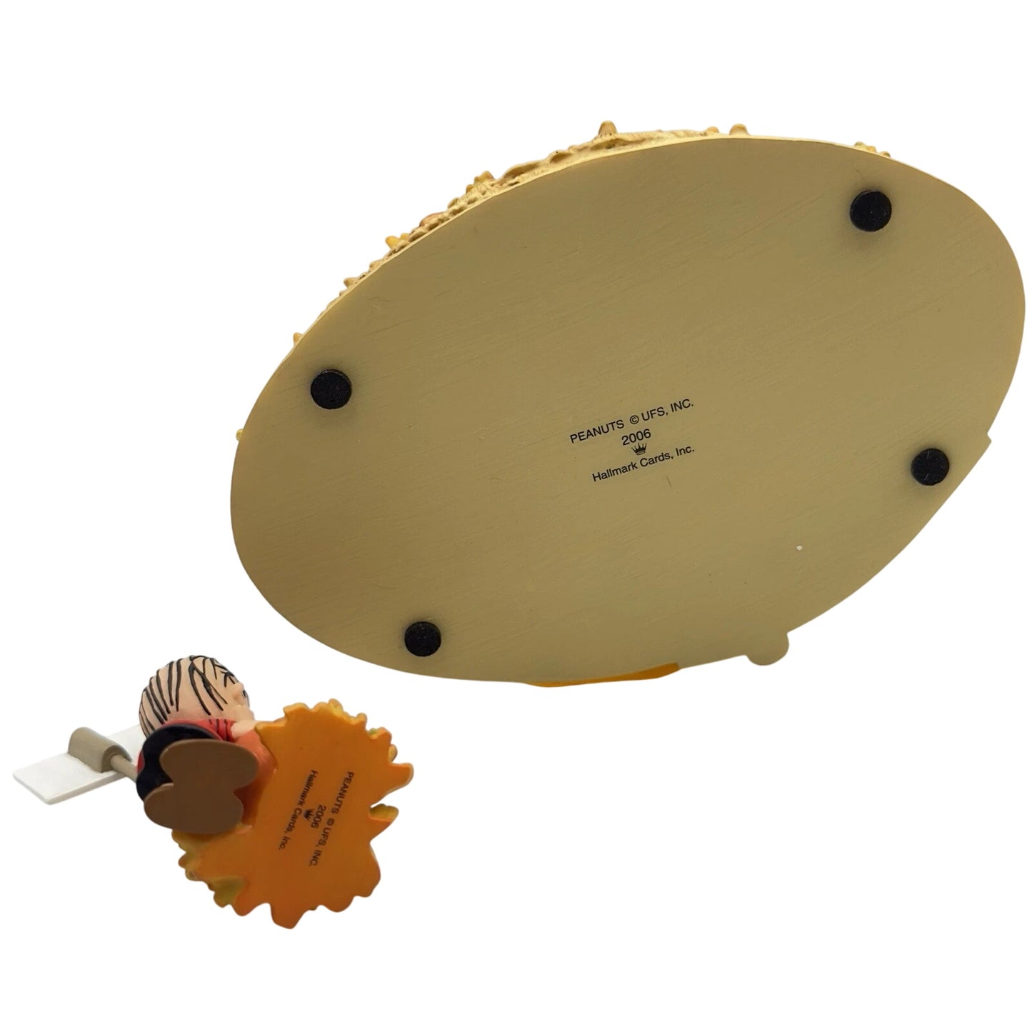 2006 Linus and the Great Pumpkin Patch Hallmark Ornament (Peanuts) QFO6076
