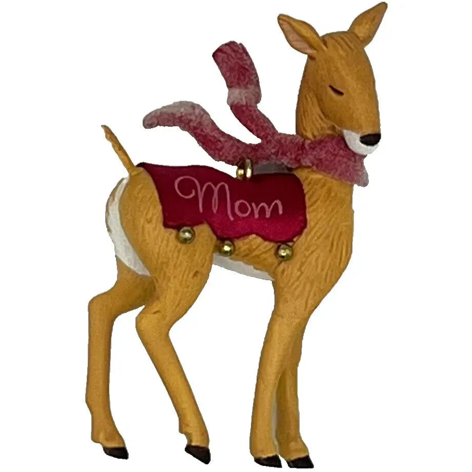 2006 Mom Hallmark Ornament (Reindeer) QXG2913