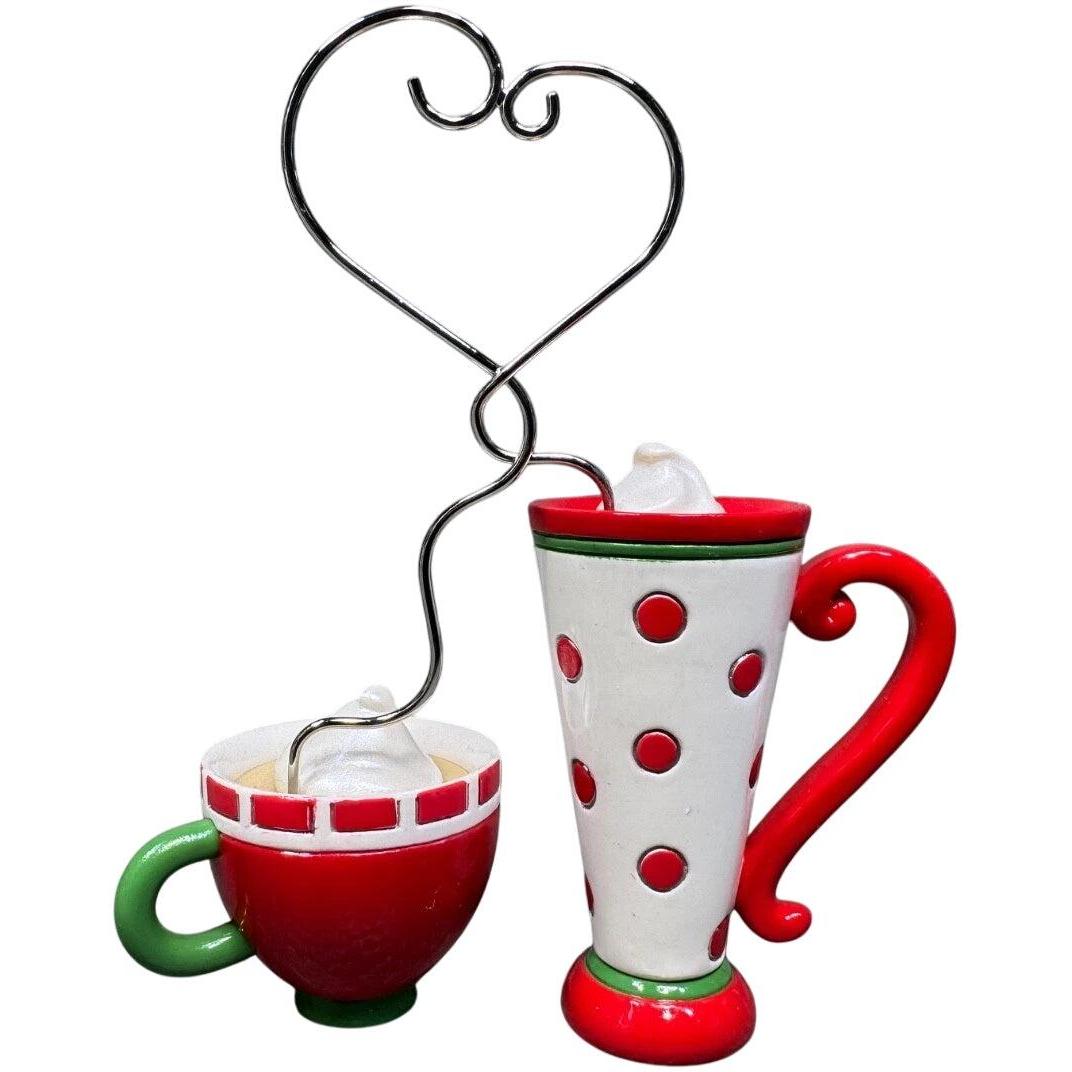 2006 Mom and Daughter Hallmark Ornament (Family) QXG2983